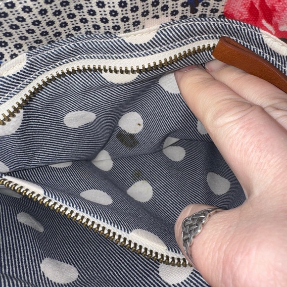 Cath Kidston Floral Print Crossbody Bag - Picture 3 of 9